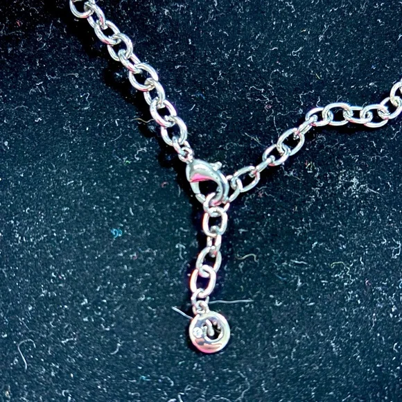 Beautiful Swarovski Crystal Necklace with Swan Logo 18" Long New Without Tags - Picture 4 of 6